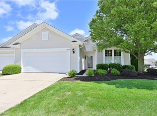 38084 Princeton Dr, North Ridgeville, OH 44039