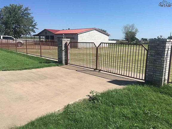 3rd image of 2031 Pecanway Dr