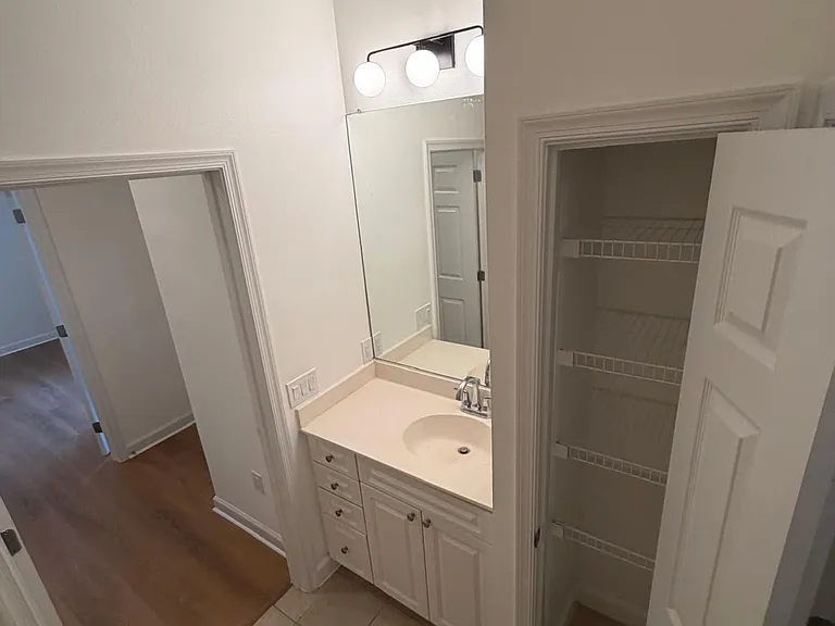501 Hungerford Dr #356 — Photo 13