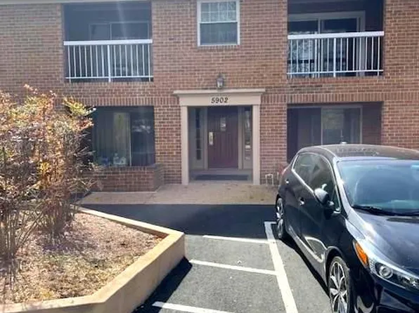 5902 Cove Landing Rd APT 302, Burke, VA 22015