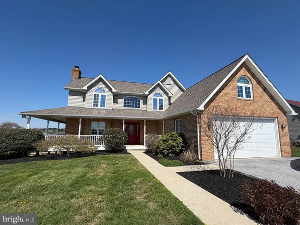 378 Plankwood Dr, Westminster, MD 21158