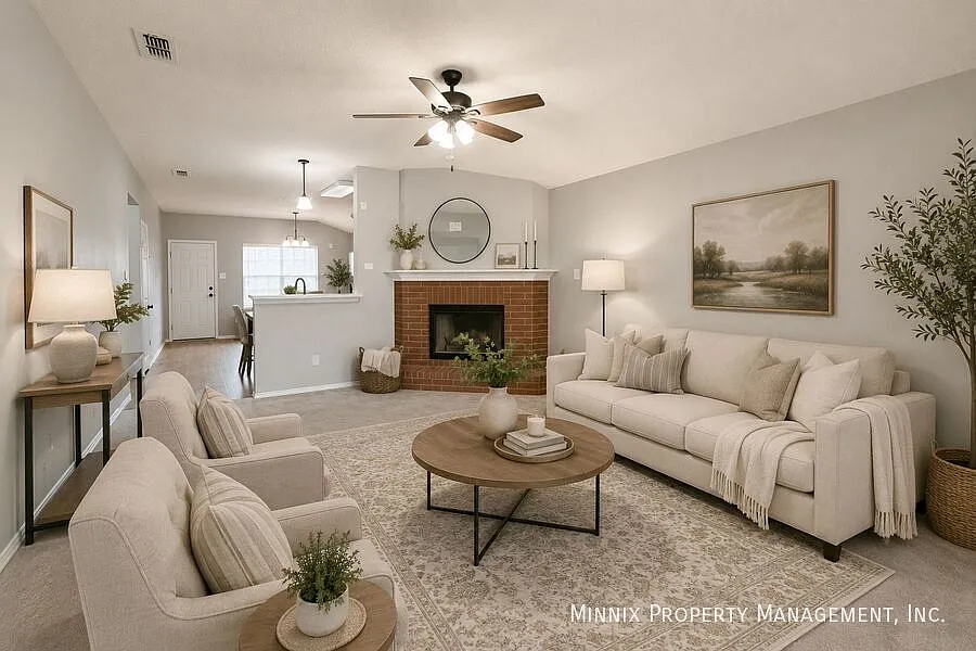3 bedroom/2 bath | Frenship ISD| 6509 89th St.| Landscaping Included — Photo 2