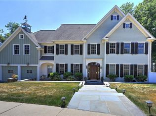 21 Guydan Ln, Fairfield, CT 06824