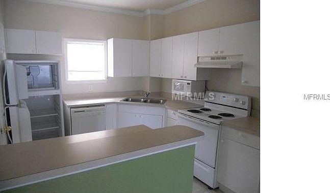 2nd image of 3563 Conroy Rd APT 1521