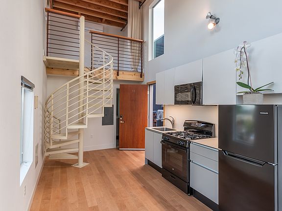 4th image of 3586 Adams Ave #14