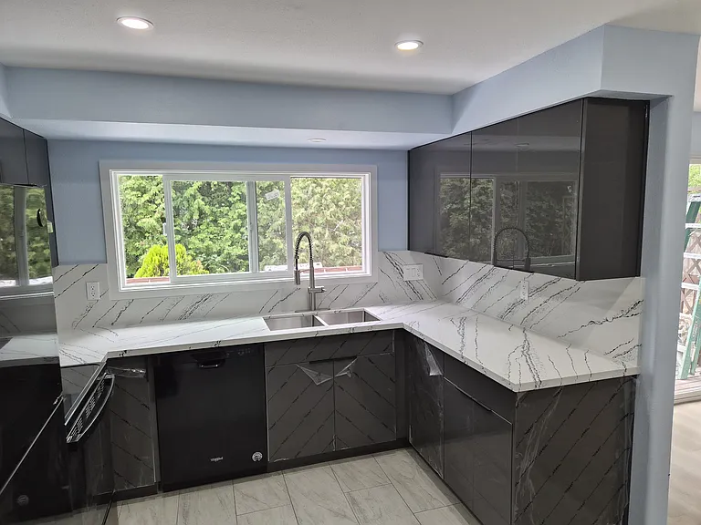 8330 NE 120th St — Photo 3