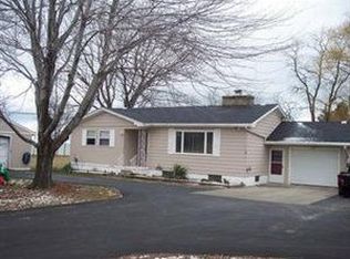 2096 Lake Rd, Silver Creek, NY 14136