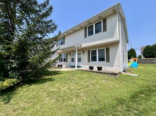 1307 Falls Ct #1309, Waukesha, WI 53186