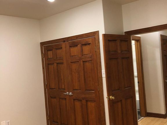 4th image of 105 W Girard Ave Fl 3rd
