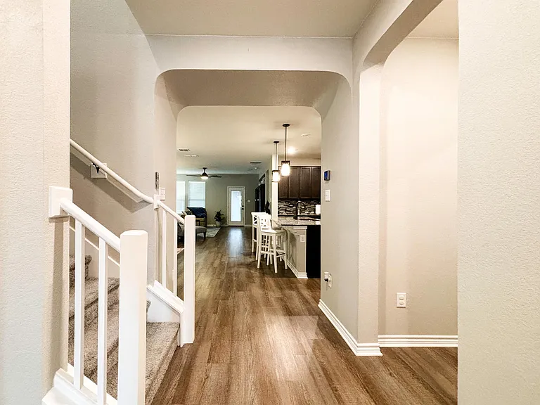 8134 Emmeline Dr — Photo 30