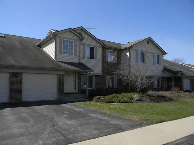 1st image of 1731 Chesapeake Ln APT 3