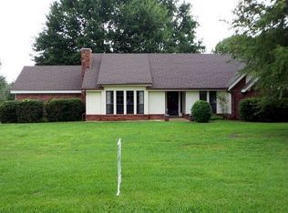 9 County Road 235, Corinth, MS 38834