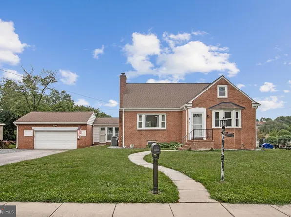 4 Hampton Rd, Linthicum, MD 21090