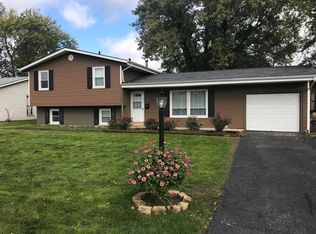 147 Yuma Ln, Carol Stream, IL 60188