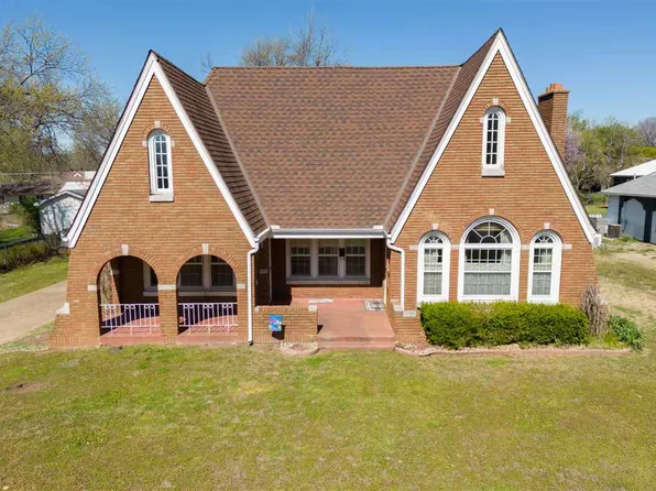 518 Virginia Ave, Ponca City, OK 74601