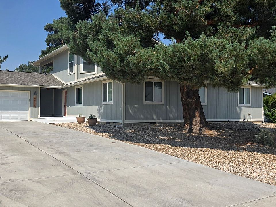 1st image of 6818 W Desert Ave