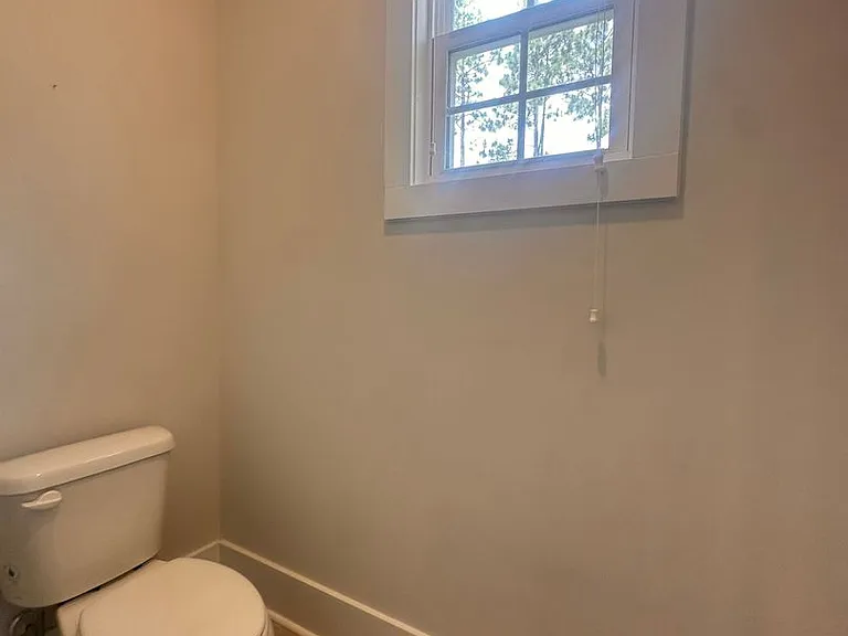 201 Thistleberry Dr — Photo 33