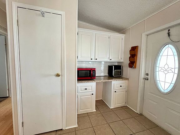 11th image of 145 Greenview Dr #145