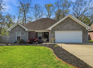 (Undisclosed Address), Vilonia, AR 72032