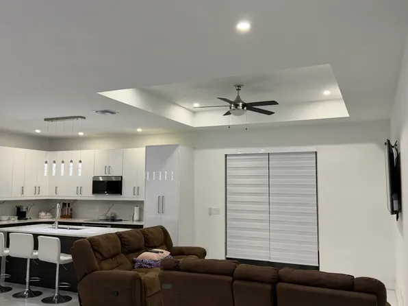 2301 NW 7th St, Cape Coral, FL 33993