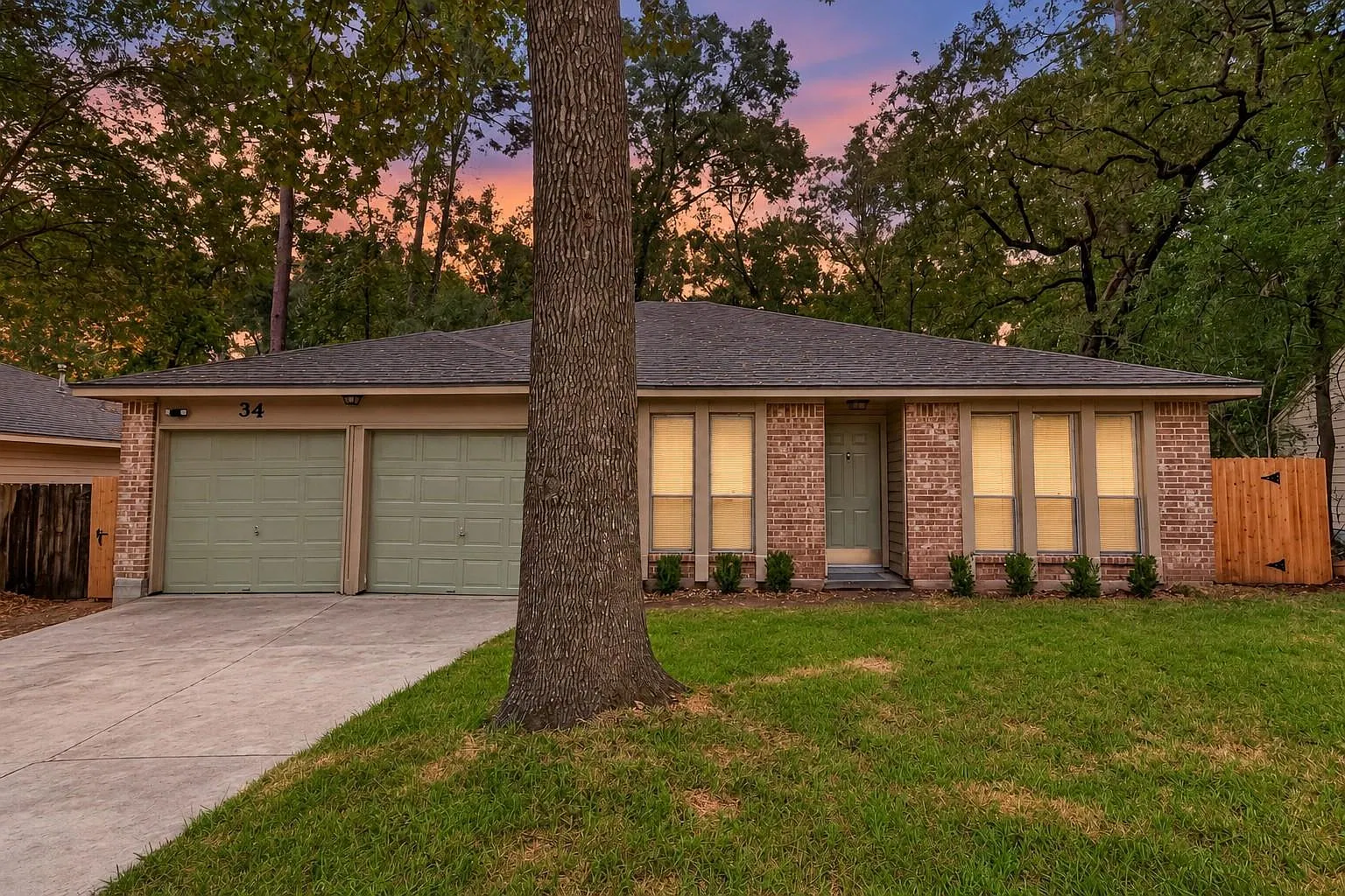 3 bed, 2.0 bath, 1415 sqft, $1,850 — Photo 3
