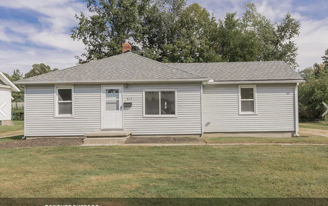2 bed, 1152 sqft, $2,000 — Photo 1