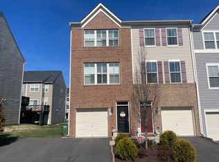 201 Woodstream Cir, Stafford, VA 22556