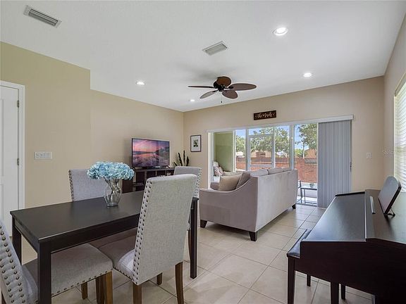5th image of 13241 Daniels Landing Cir