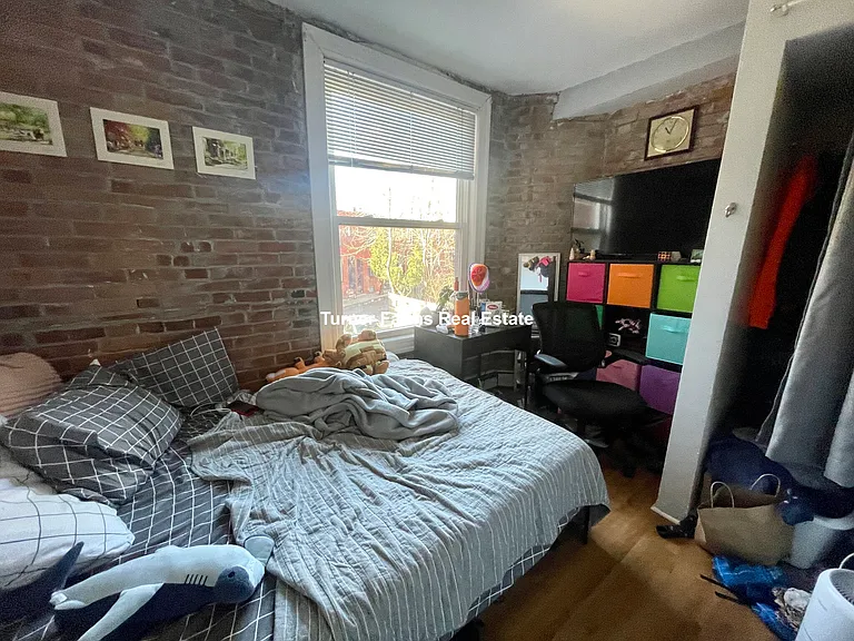 Hammond St — Photo 11