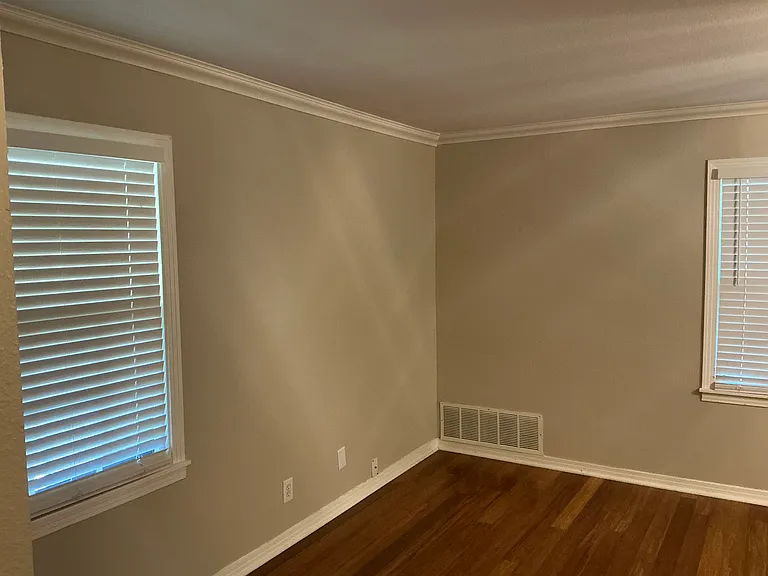 3408 Leith Ave — Photo 4