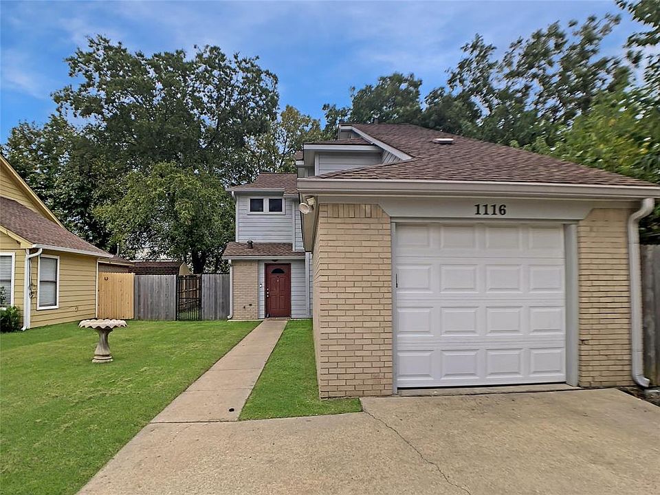 1st image of 1116 Parkwood Pl