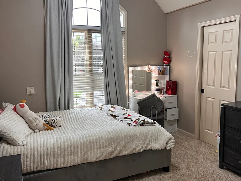 Upstairs Bedroom 2 with private bath