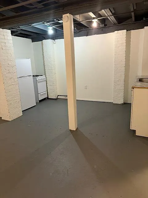 1 bed, 550 sqft, $995 — Photo 2