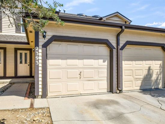 2393 Lexington Village Ln, Colorado Springs, CO 80916