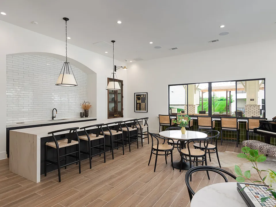 Maxwell apartments community photo