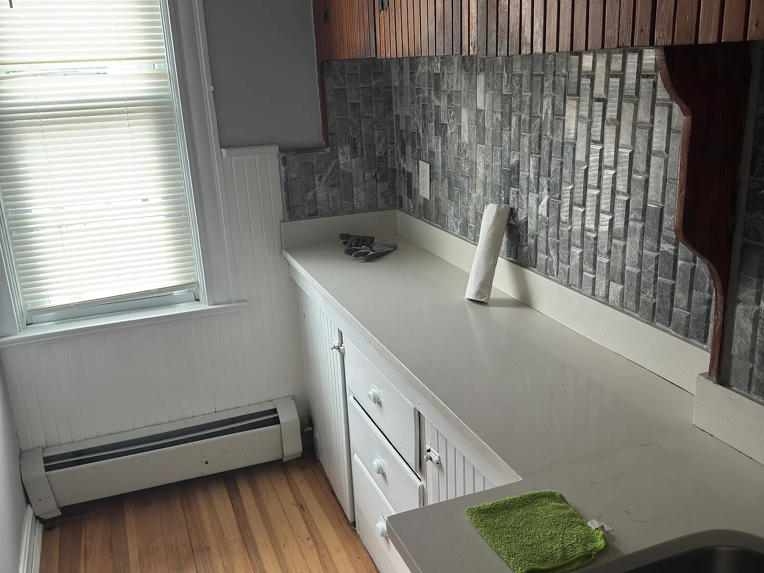 3 bed, 1000 sqft, $1,700 — Photo 3