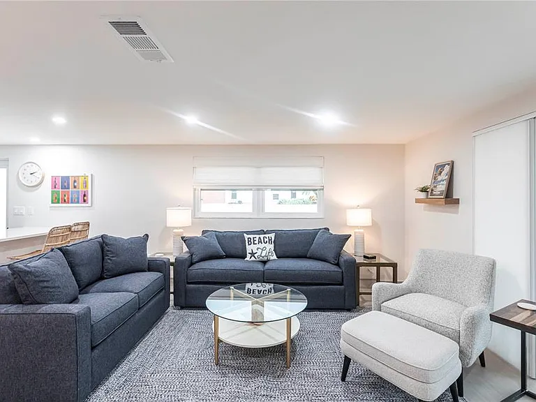 6154 Midnight Pass Rd #B18 — Photo 4