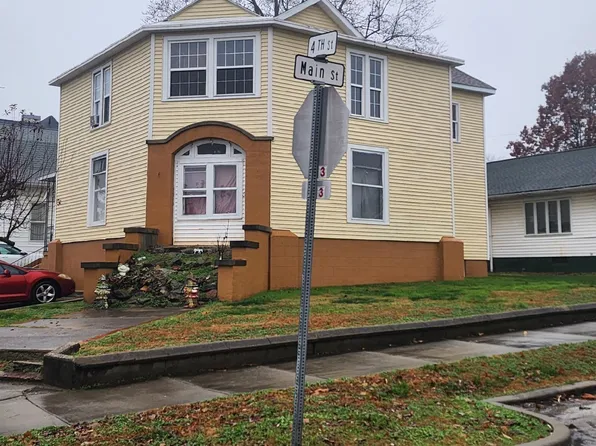 403 N Main St, Bicknell, IN 47512