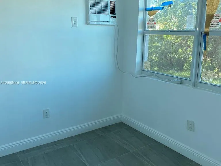 4023 SW 19th St #D — Photo 14