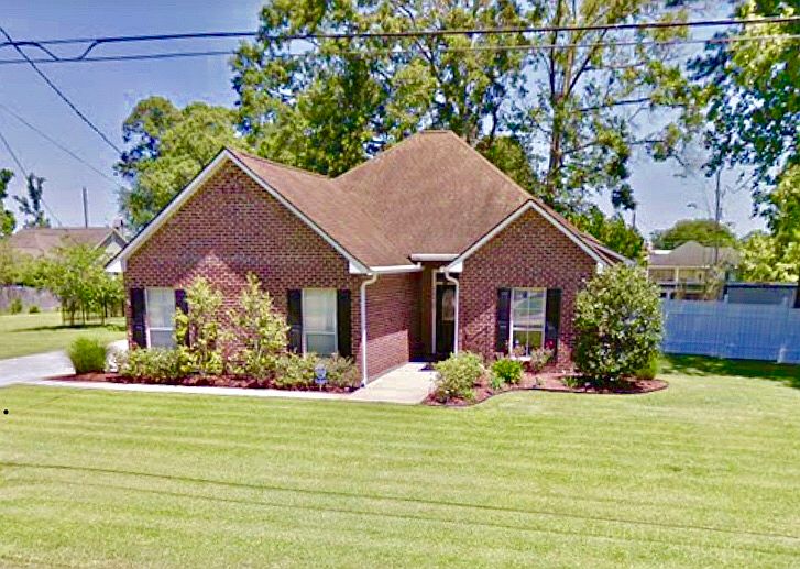 1st image of 18440 White Oak Dr