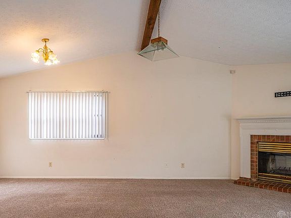 3rd image of 6780 Deer Bluff Dr
