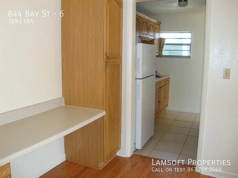844 Bay St #6 — Photo 12