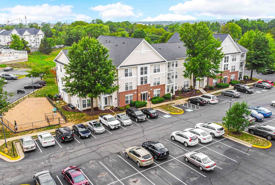 1st image of 11212 Chatterly Loop #201