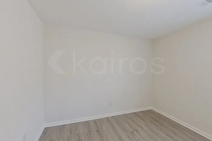 1016 Dawsons Mill Blvd — Photo 12