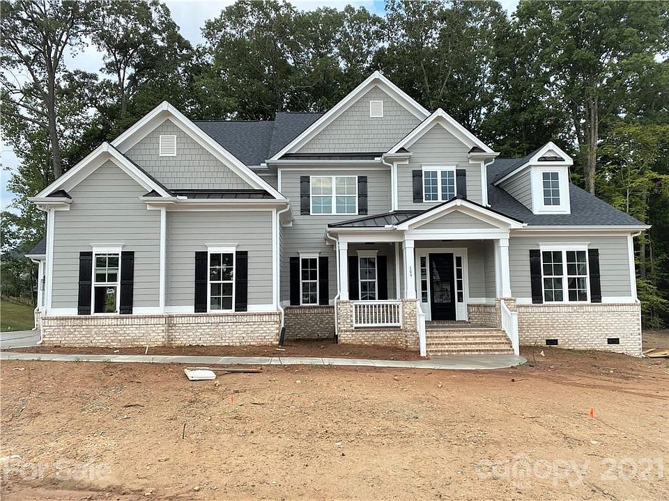 1st image of 109 Summer Shoal Ln