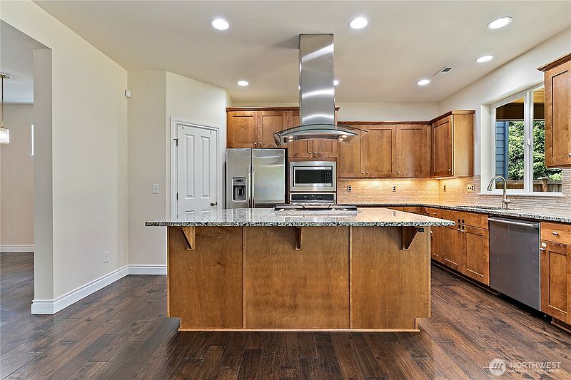 5th image of 16216 SE 140th Street