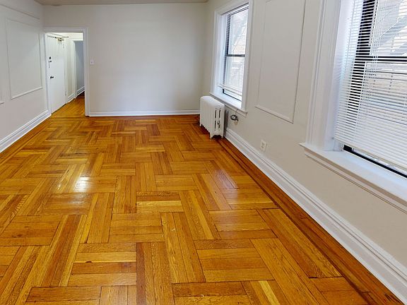 4th image of 5 Laidlaw Ave APT 305
