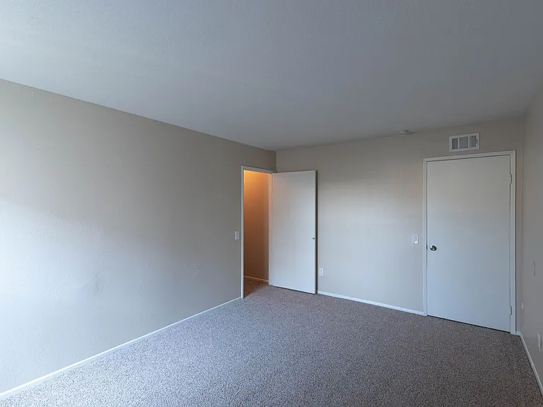 Ironwood Apartments — Photo 72