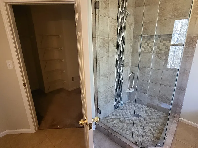 885 Long Branch Cir — Photo 10