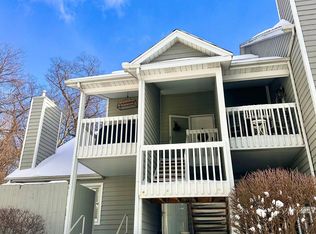 1520 N Oakhill Dr UNIT L-5, South Bend, IN 46637